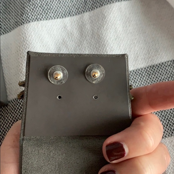 BaubleBar crystal studs - Picture 3 of 3